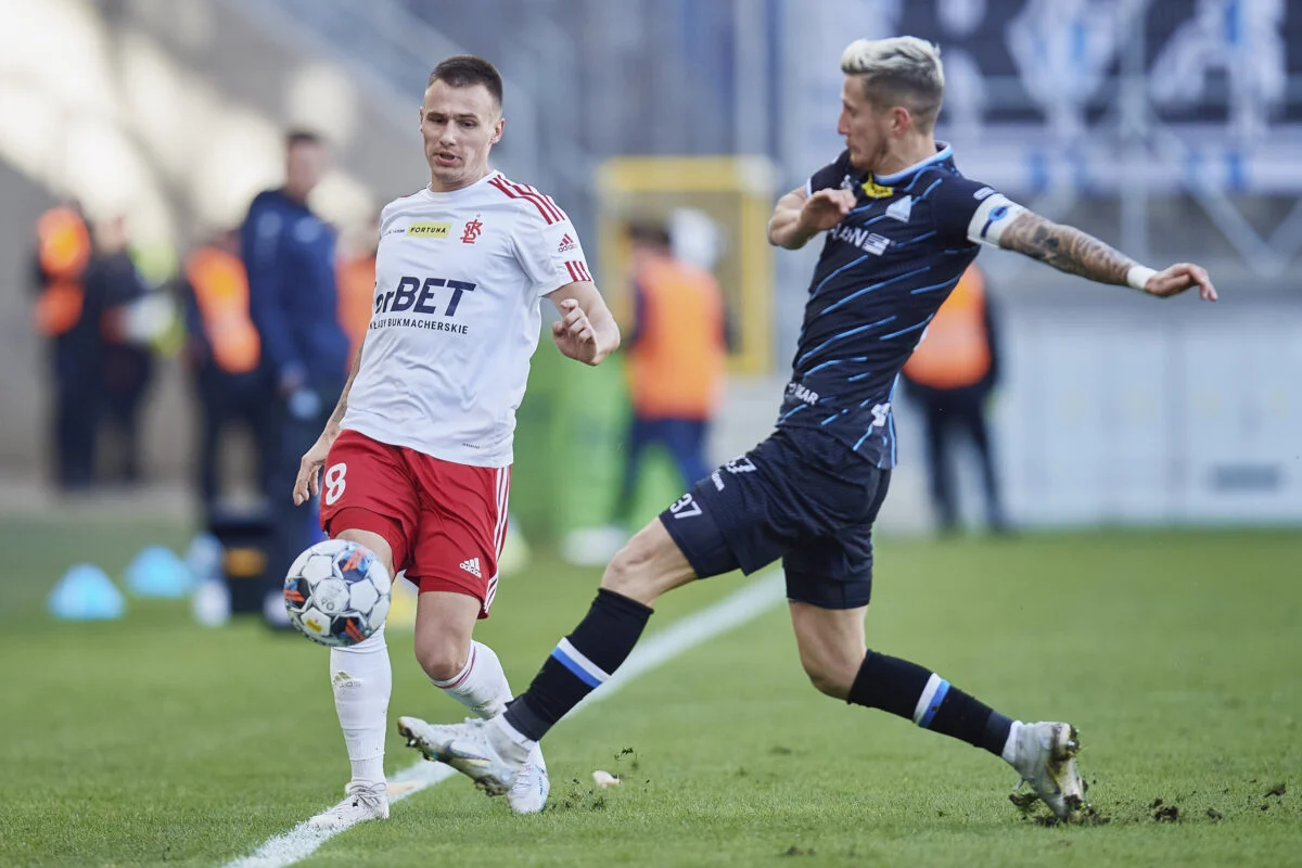 ŁKS Łódź Perkuat Tim dengan Penyeleksian Baru: Damian Węglarz dan Perpisahan dengan Piotr Głowacki