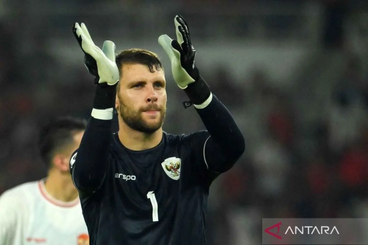Maarten Paes Melamar Kekasihnya di Italia, Babak Baru Hubungan Kiper Timnas Indonesia