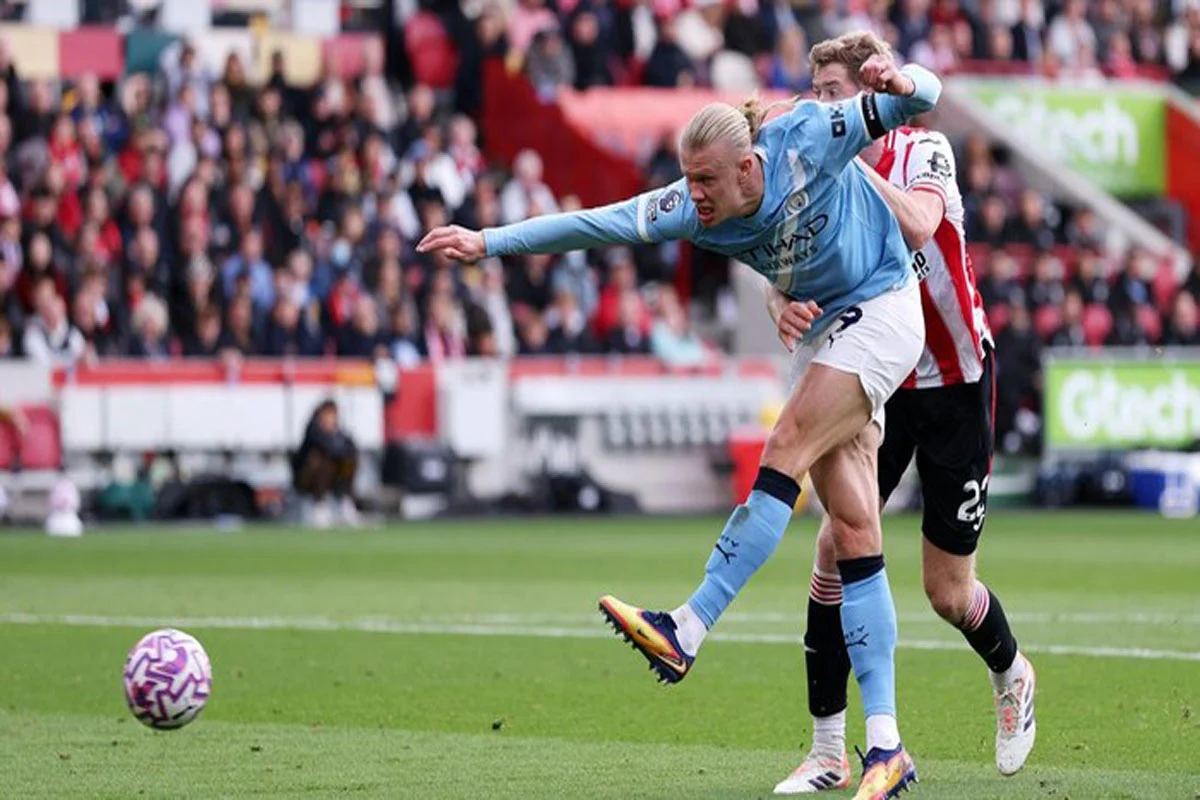 Manchester City Mengukuhkan Posisi Kedua Liga Inggris dengan Kemenangan Telak atas Brentford