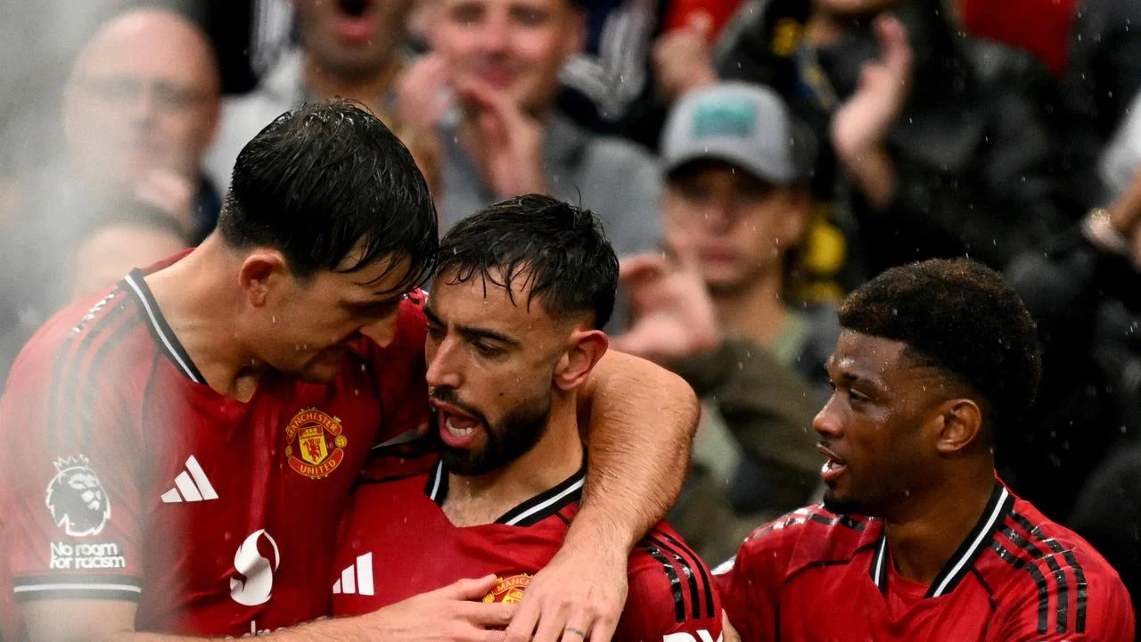 Manchester United Gagal Menang Lawan Sunderland, Peluang dan Kontroversi Diangkat