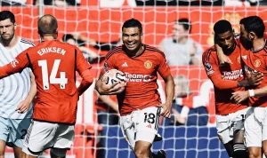 Manchester United Tumbangkan Nottingham Forest 3-2 di Old Trafford