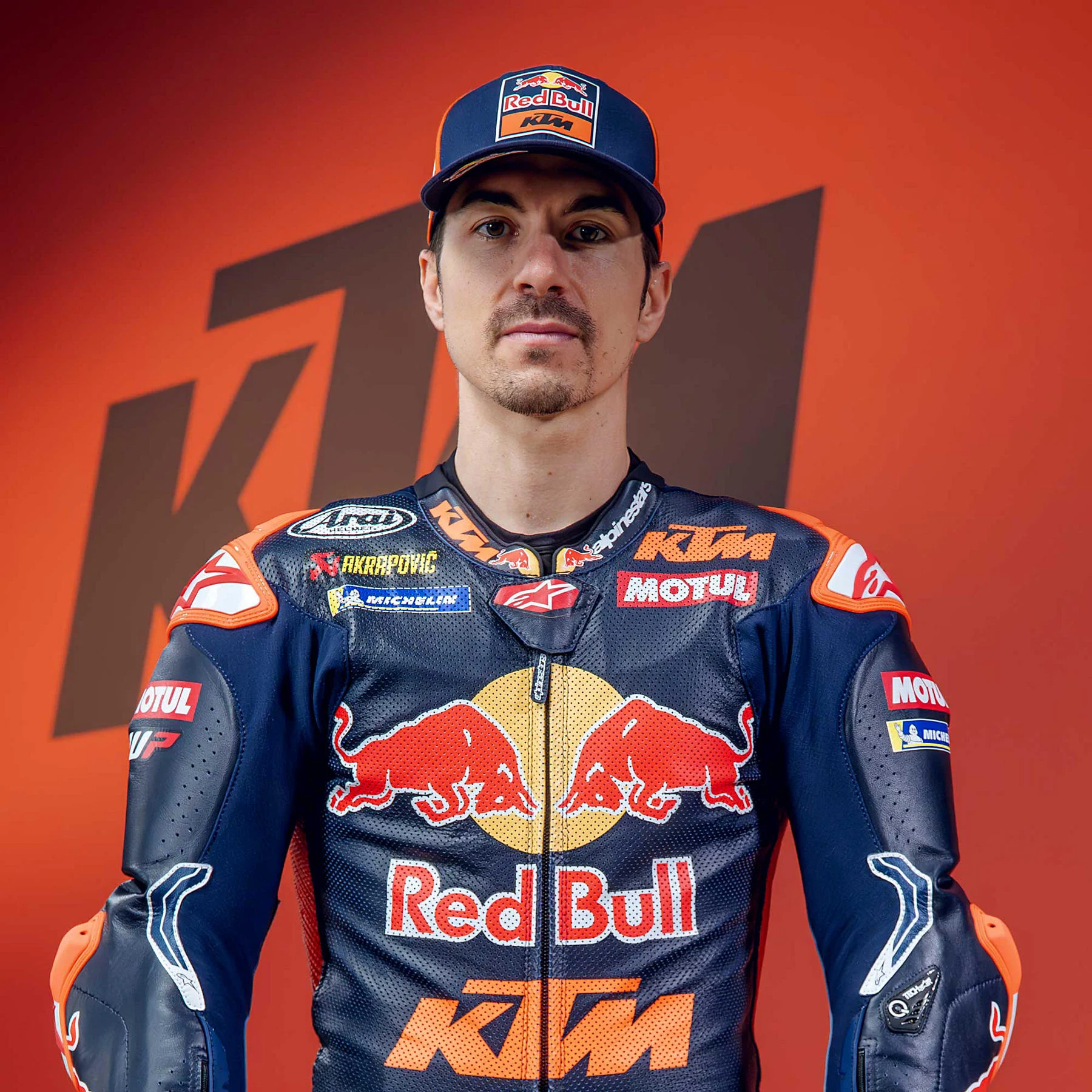 Maverick Viñales Terpuruk: Cedera Bahu Panjang, Tim KTM Gelis Cari Pengganti di MotoGP 2026