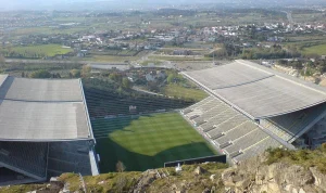 Mengenal Stadion Braga, Arena Ikonik yang Dibangun di Tebing Granit