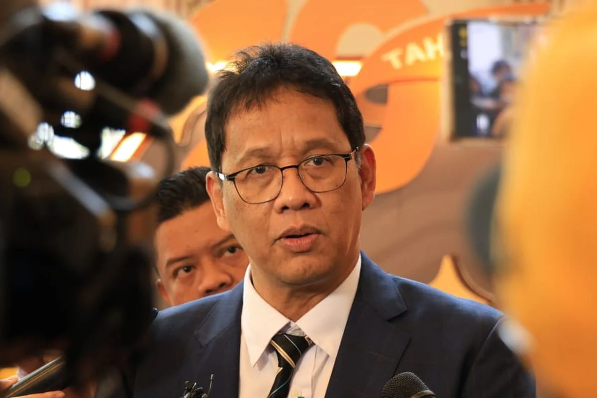 Menteri Keuangan Purbaya Yudhi Sadewa Menyerahkan Dua Ekor Sapi Kurban untuk Idul Adha