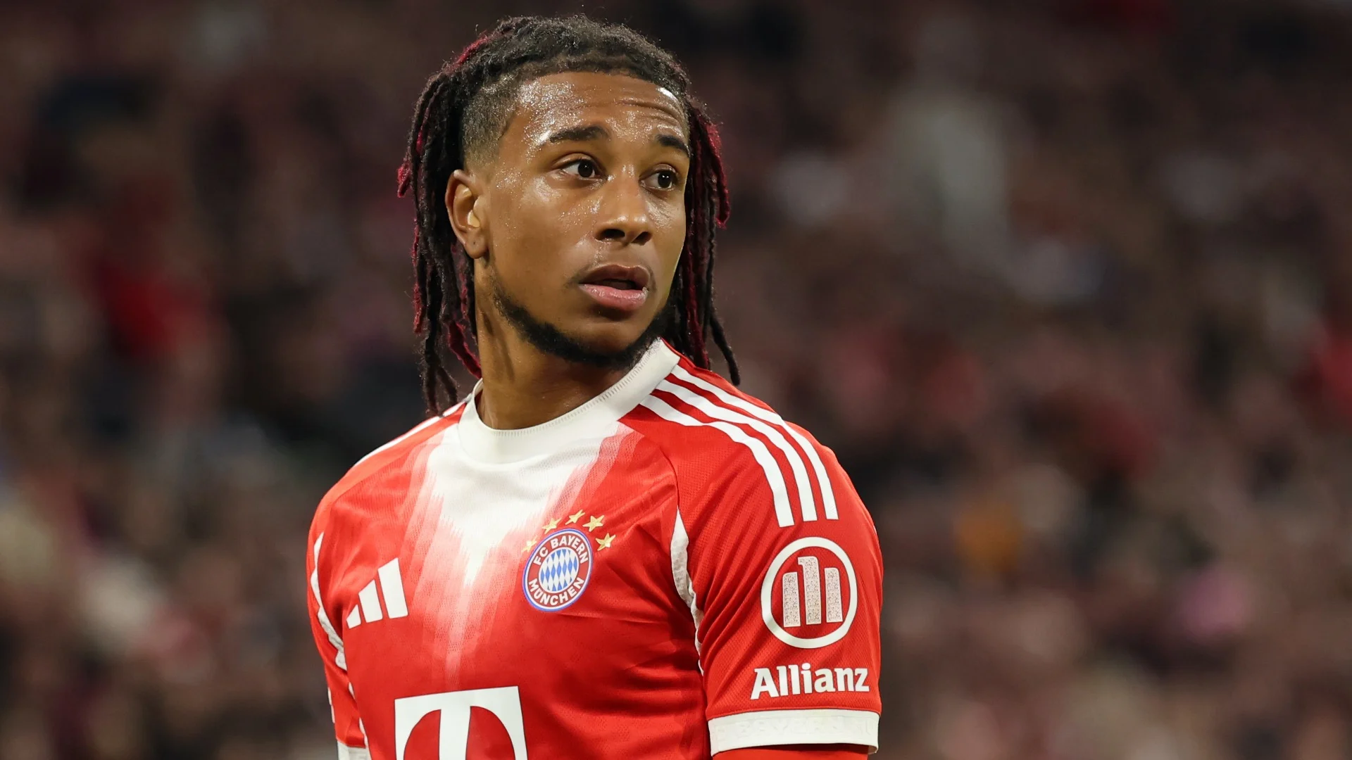 Michael Olise: Bintang Bayern Munich yang Dipuji Toni Kroos dan Memukau dengan Statistik Luar Biasa