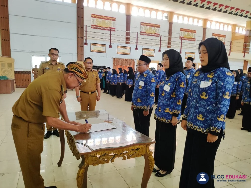 Pegawai Negeri Sipil di Indonesia: Antara Harapan dan Tantangan