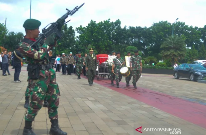 Pembantu Letnan Dua KKO Soegimin Meninggal Dunia, Dimakamkan di TMP 10 November Surabaya