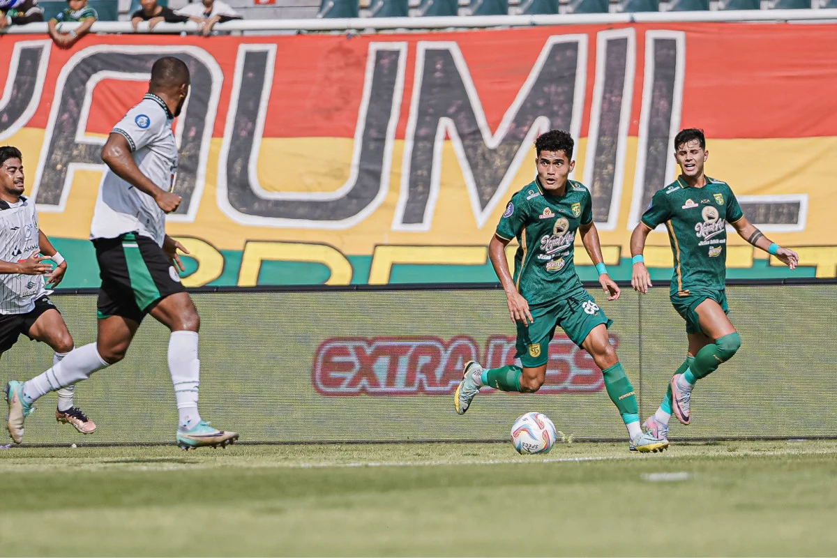 Persebaya Surabaya Perpanjang Kontrak Francisco Rivera untuk Tiga Musim Ke Depan