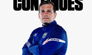 Persib Bandung Akhiri Era Bojan Hodak, Igor Tolic Resmi Naik Jadi Pelatih Kepala