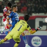 Persib Bandung Ungguli Persija Jakarta 2-1 di Babak Pertama, Persaingan Gelar Juara Semakin Mengerucut