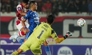 Persib Bandung Ungguli Persija Jakarta 2-1 di Babak Pertama, Persaingan Gelar Juara Semakin Mengerucut