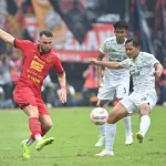 Persib vs Bhayangkara: Kemenangan Dramatis, Kontroversi Rasisme, dan Dampaknya pada Puncak BRI Super League