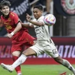 Persija vs Persik: Pertarungan Sengit di Lapangan dan Persaingan di Papan Klasemen