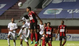 Persipura Jayapura Terima Sanksi Berat: Denda Rp240 Juta dan Tanpa Penonton