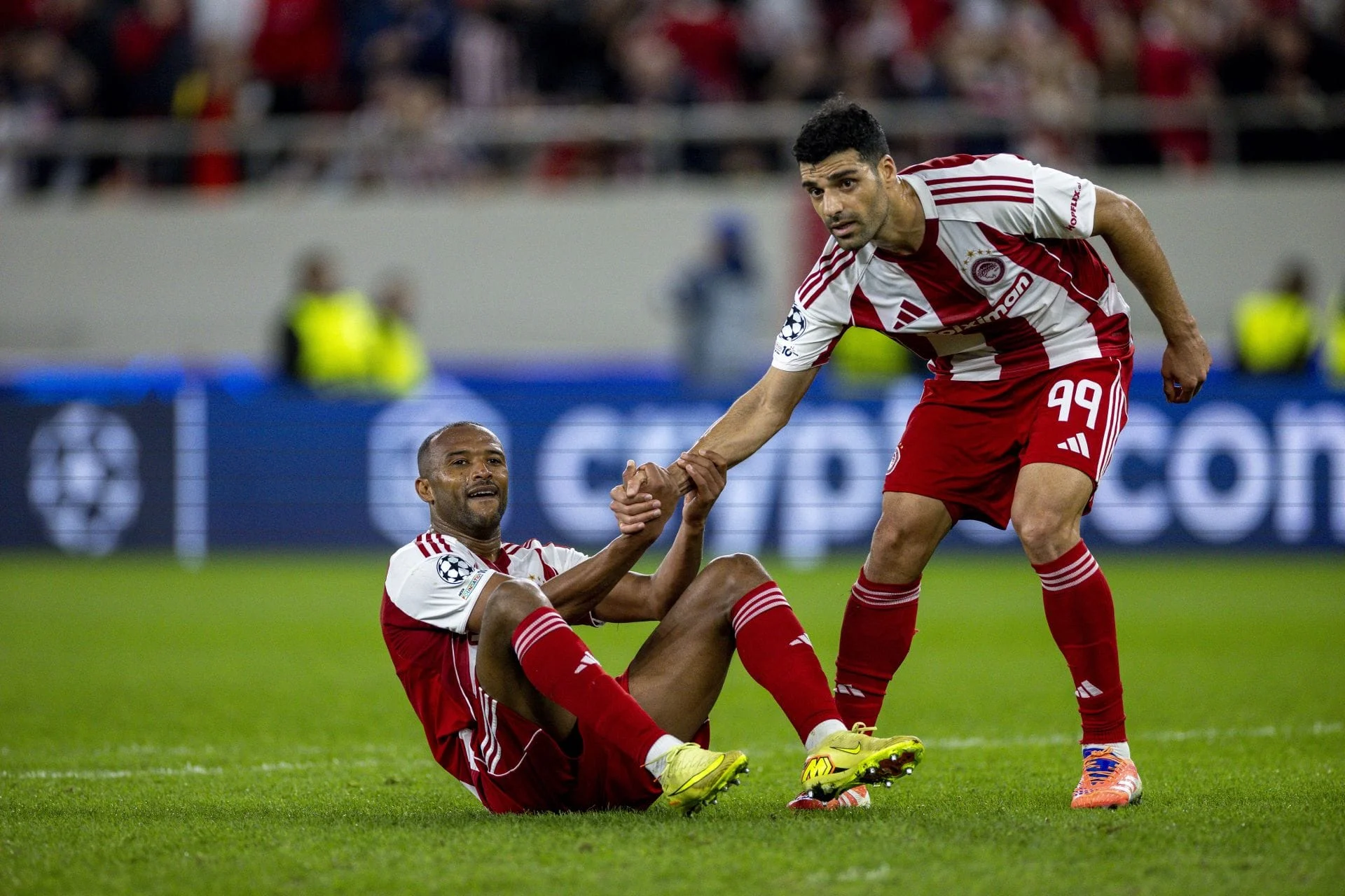 Pertandingan Sengit antara Olympiakos dan Panathinaikos, Pertarungan Puncak di Liga Yunani