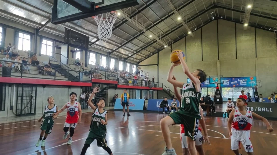 Pertandingan Sengit di NCAA Regional: Gators dan Hurricanes Berebut Tiket
