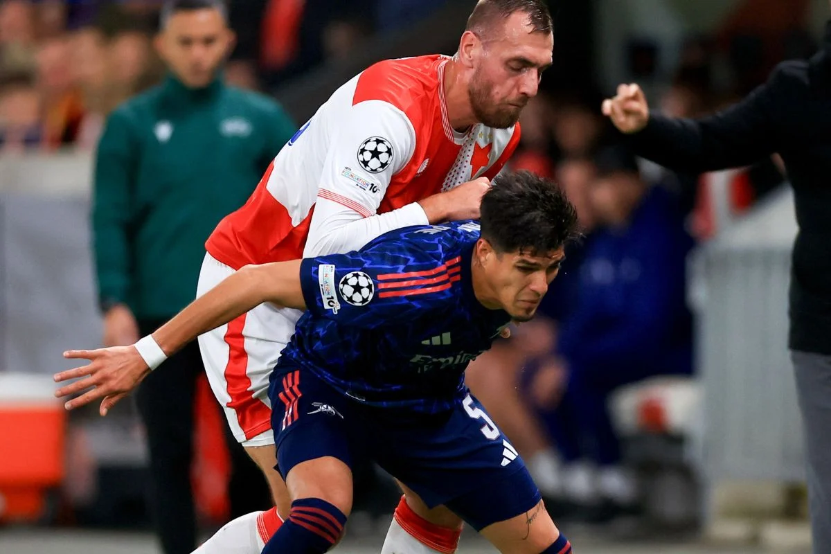 Piero Hincapié Bentak Wasit: Penal yang Ditinggalkan Arsenal di Semifinal Champions League