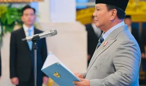 Prabowo Subianto Sejarah Membacakan KEM-PPKF Langsung di DPR