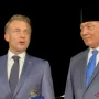 Presiden Iran Curhat ke Macron: Kami Ditusuk dari Belakang Dua Kali oleh Amerika