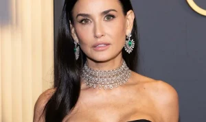 Red Sparks Menggemparkan Dunia: Dari Demi Moore hingga Skandal 'Beastie House'