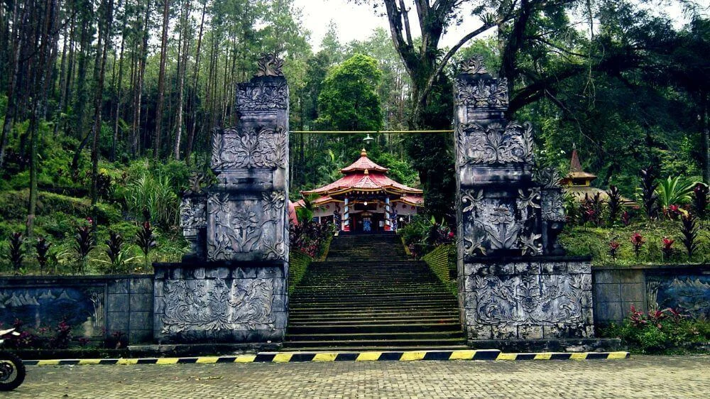Sarwendah Terlibat Ritual di Gunung Kawi? Warganet Kaitkan dengan Kondisi Ruben Onsu