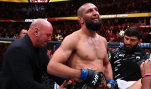 Sean Strickland Menang Atas Khamzat Chimaev di UFC 328: Kritik dan Kejutan