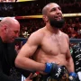 Sean Strickland Menang Atas Khamzat Chimaev di UFC 328: Kritik dan Kejutan