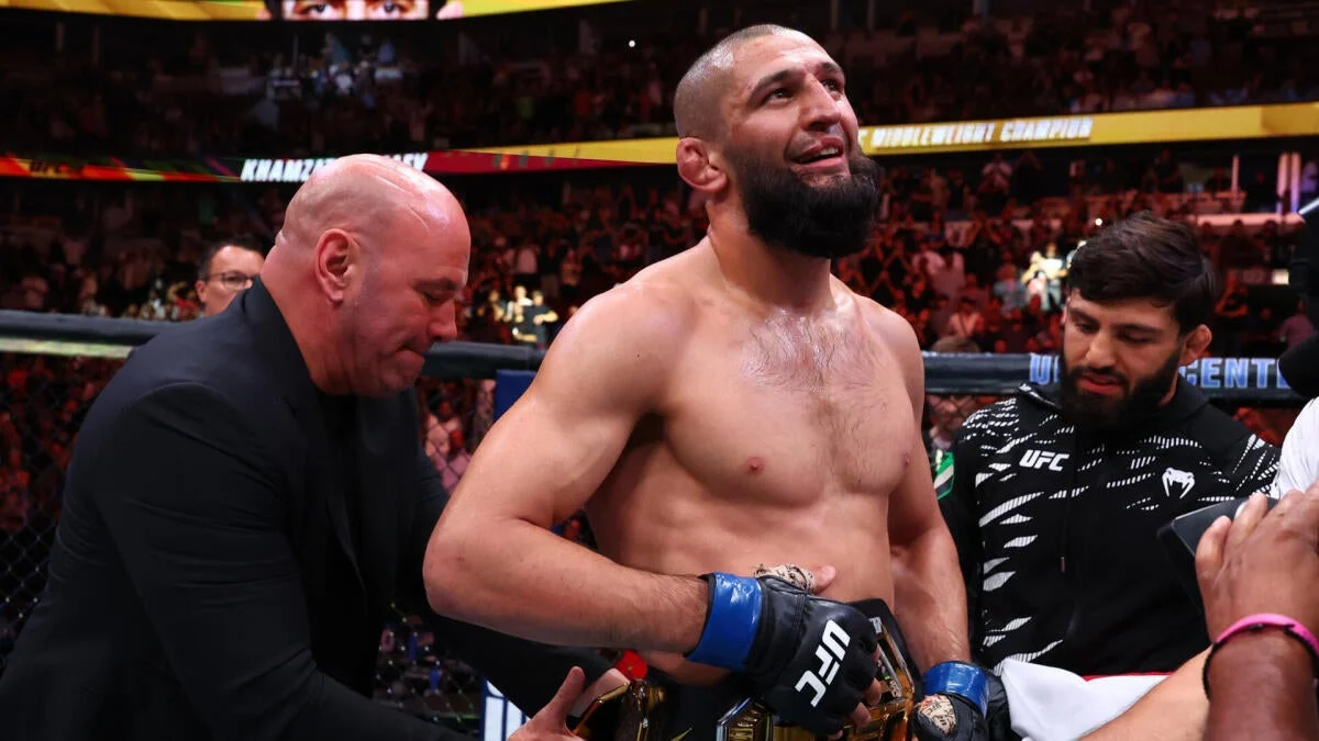 Sean Strickland Menang Atas Khamzat Chimaev di UFC 328: Kritik dan Kejutan