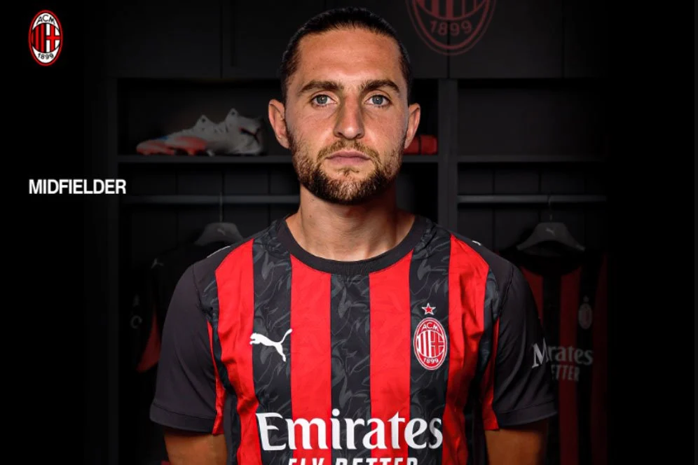 Seri A Musim 2025-26: Palestra Dinobatkan sebagai Pemain Tercepat, AC Milan Sibuk Mencari Pengganti Allegri