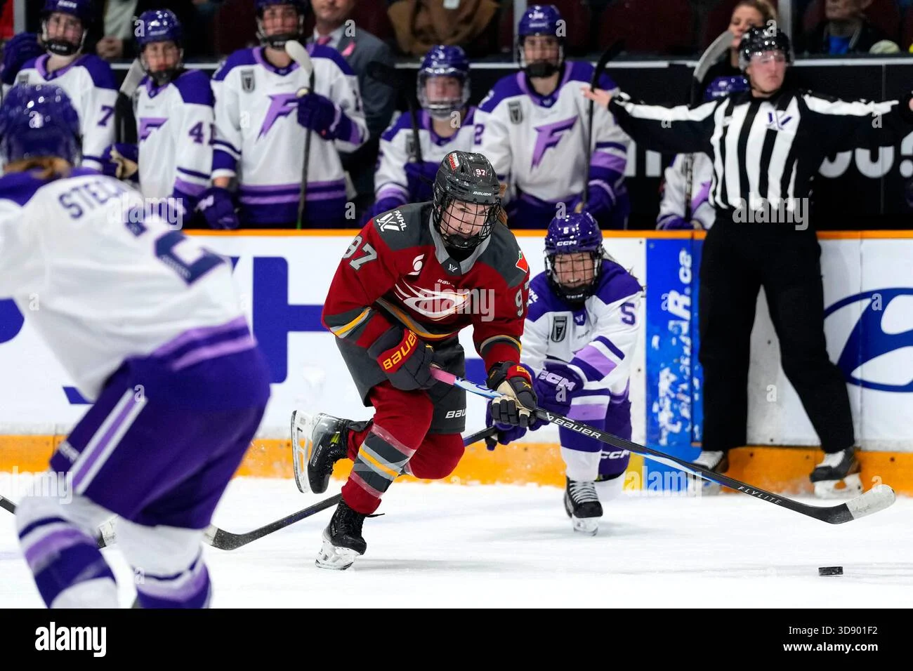 Sidney Morin Bintang dalam Kemenangan Frost atas Victoire di PWHL