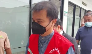 Skandal Extortion di Kajari Medan dan Kontroversi Baju Roy Suryo: Ujian Integritas Kejaksaan Agung