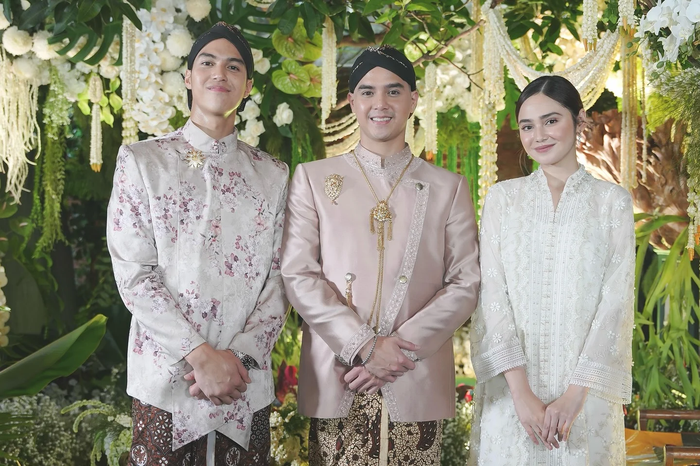 Syifa Hadju Rumi: 5 Foto Alyssa Daguise yang Memicu Polemik di Akad Nikah El Rumi