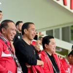 Timothy Ronald dan Donyell Malen: Dua Nama yang Menghebohkan Dunia Sepak Bola dan Politik