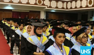 Universitas Sebelas Maret Gelar Wisuda Sebulan Sekali, Sementara Tensi di Semenanjung Korea Meningkat