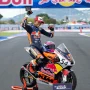 Adrian Fernandez Didiskualifikasi 6 Balapan Moto3 2026, Veda Ega Naik ke Posisi 3