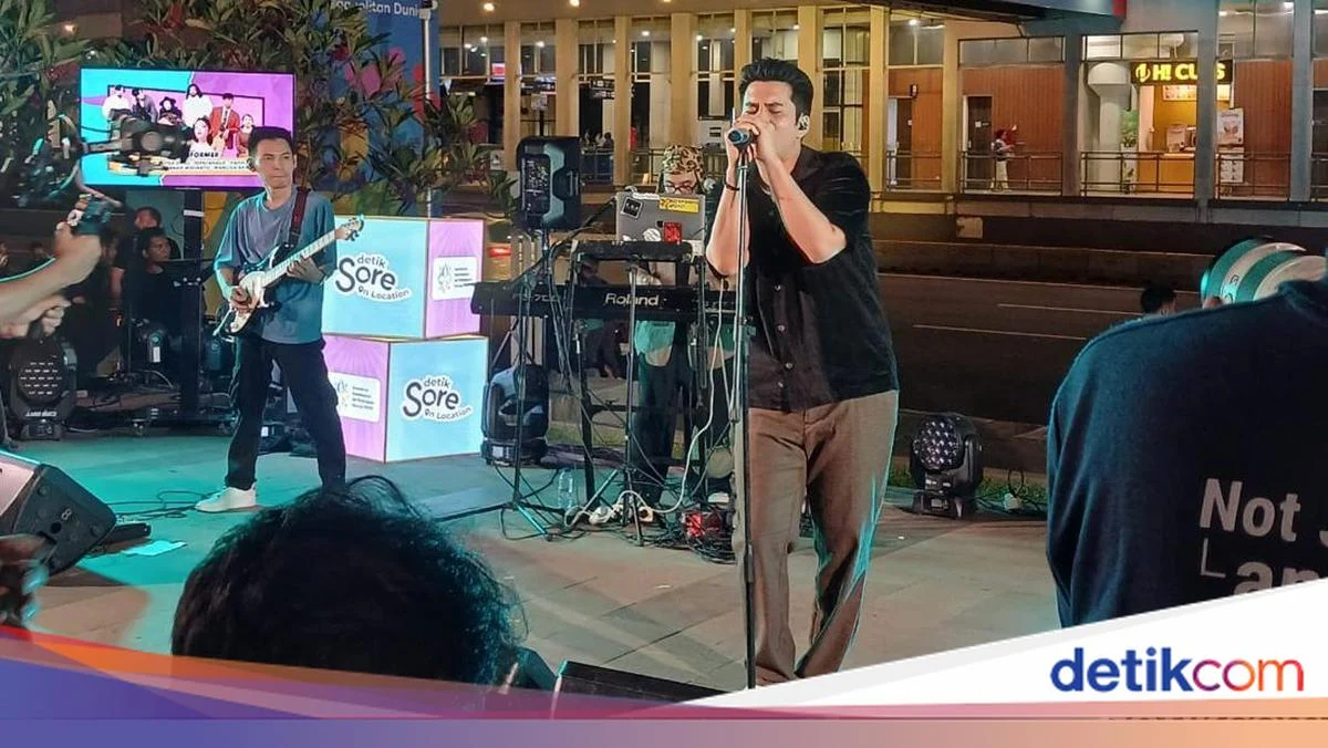 Alexis Robbins Menghidupkan Kenangan Masa Kecil Lewat Proyek Tari Rock Opera