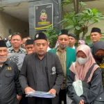 Anak Penulis Ahmad Bahar Bawa Bukti Video Dugaan Penyekapan oleh Hercules ke Polda Metro