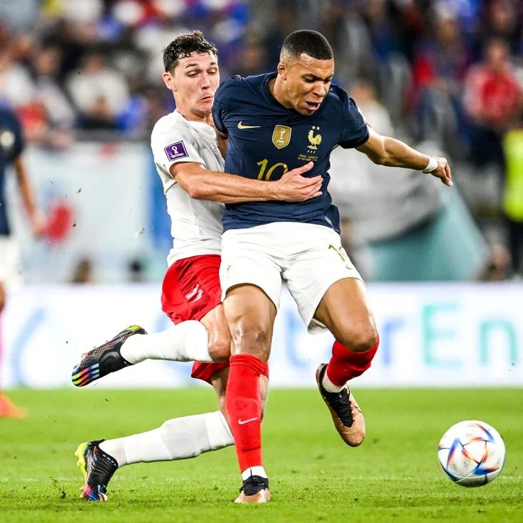 Andreas Christensen dan Kylian Mbappe Jadi Sorotan di Dunia Sepak Bola