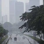 Cuaca Hari Ini: Waspada Hujan Ringan dan Angin Kencang di Berbagai Daerah Indonesia