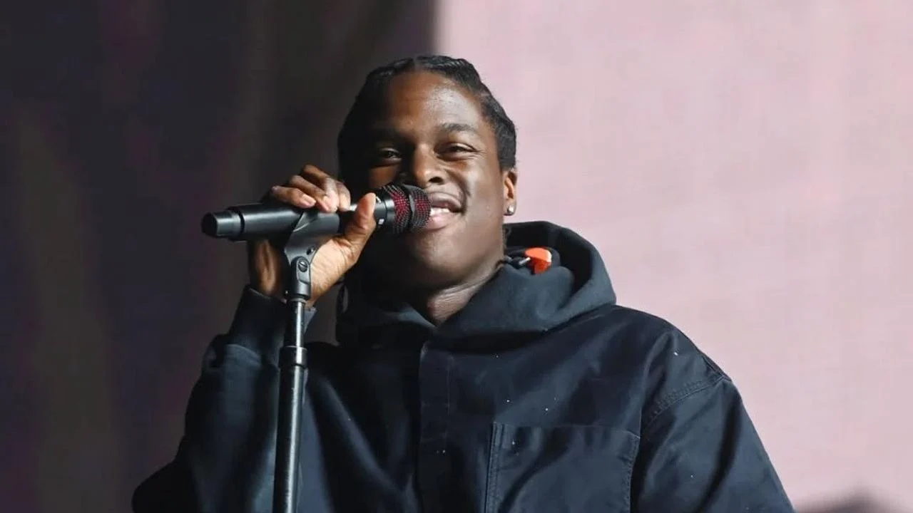 Daniel Caesar, Penyanyi Oshawa yang Mengharumkan Nama di Kancah Musik Internasional
