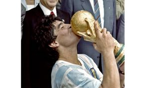 Diego Maradona: Dari Kejayaan Hingga Kontroversi di Piala Dunia