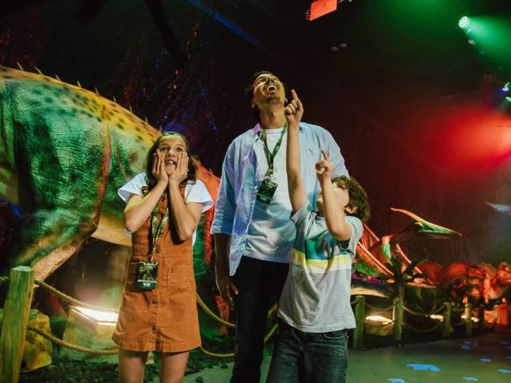 Dinos Alive dan Rave Anak-Anak, Acara Seru di Oakland