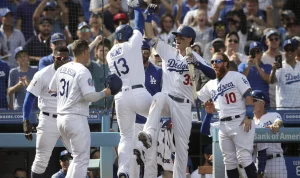 Dodgers vs Rockies: Pertarungan Sengit di NL West