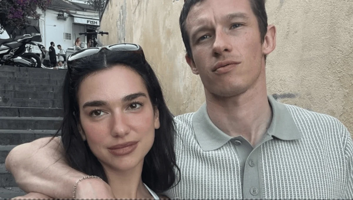 Dua Lipa Rayakan Pernikahan di Tengah Konflik Dunia