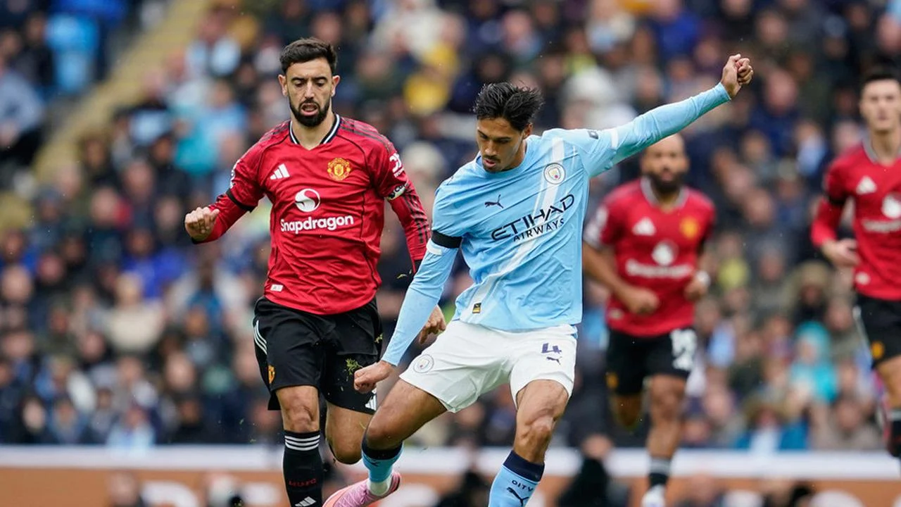 Elliot Anderson dalam Sorotan: Manchester City dan Manchester United Berebut Tanda Tangan Pemain Muda Berbakat