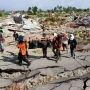 Gempa Bumi M 6,7 Guncang Palu, Warga Panik dan Bangunan Rusak