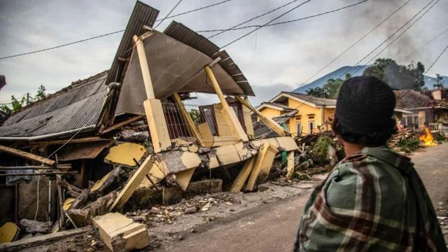 Gempa Bumi Melanda Venezuela, Upaya Penyelamatan Terhambat dan Rakyat Menderita