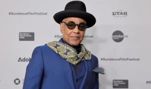 Giancarlo Esposito, Bintang Breaking Bad, Dikabarkan Memeluk Agama Islam