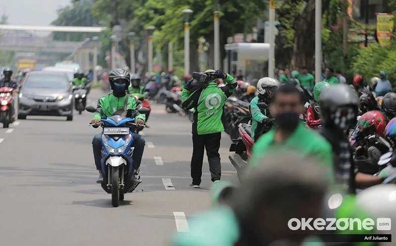 Gojek Terapkan Biaya Pembatalan dan Potongan Komisi 8 Persen untuk Ojol