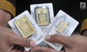 Harga Emas 24 Karat Turun, Saham Emiten Tambang Emas Bergerak Bervariasi